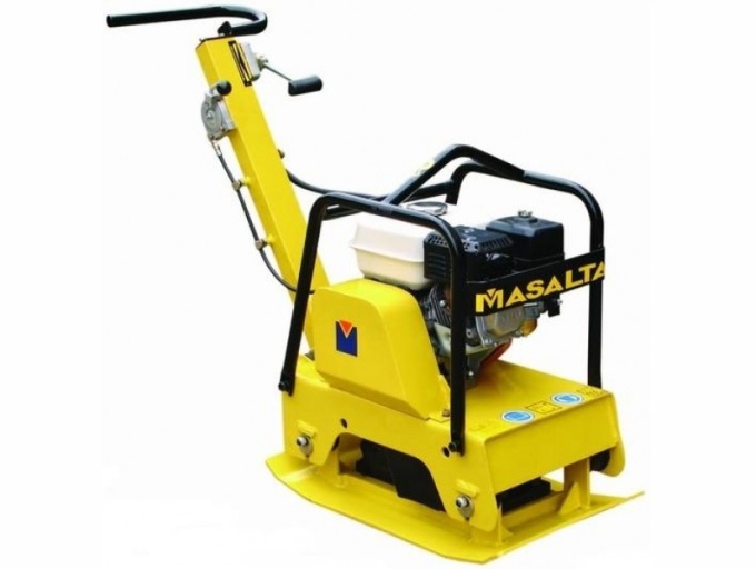 Виброплита MASALTA MS125-4 (бензиновая, Honda GX160, 4,0 (5,5) кН (л.с.), 126 кг)