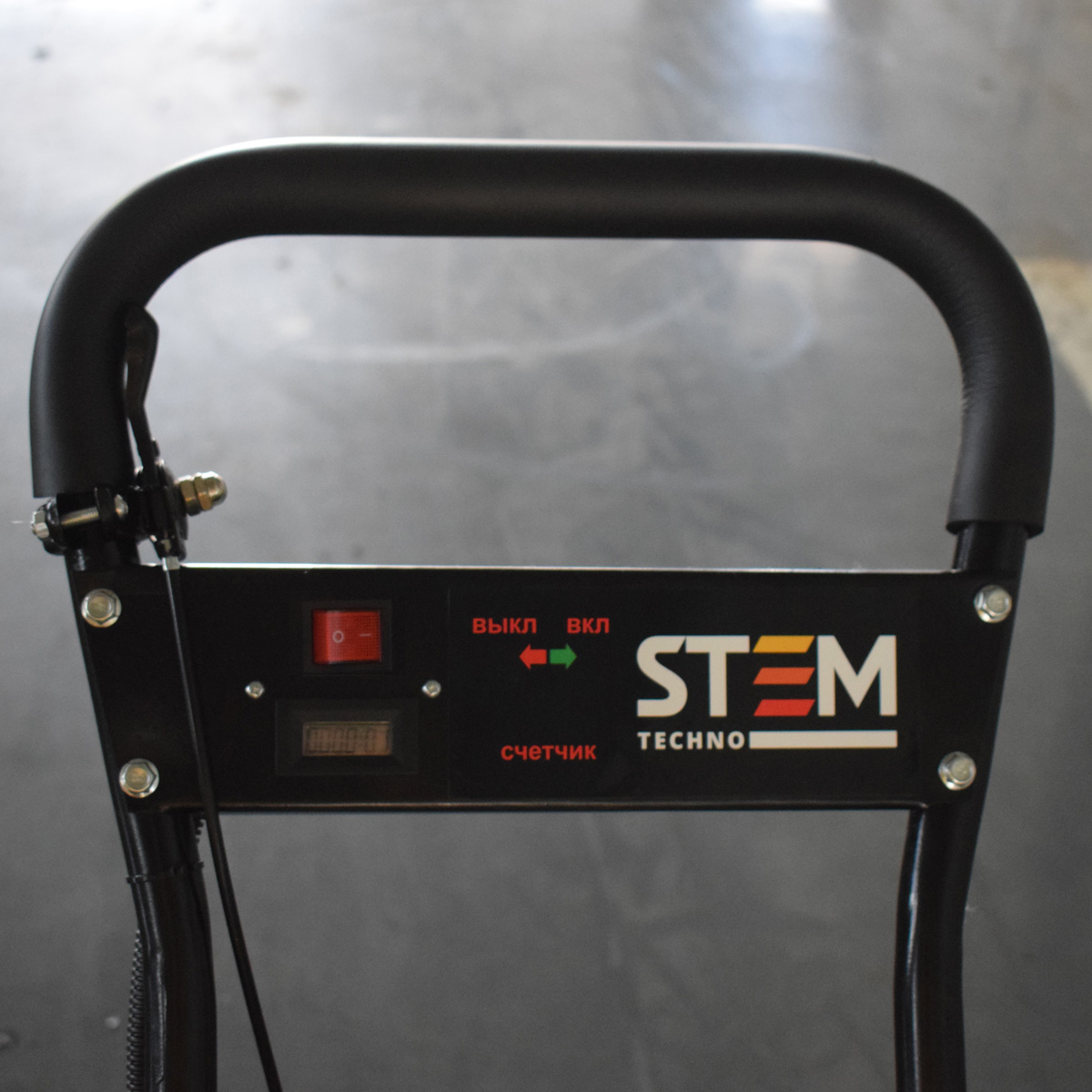 Виброплита STEM Techno SPC-161 (бензиновая, Honda GX160, 4,0 (5,5) кН (л.с.), 67 кг)